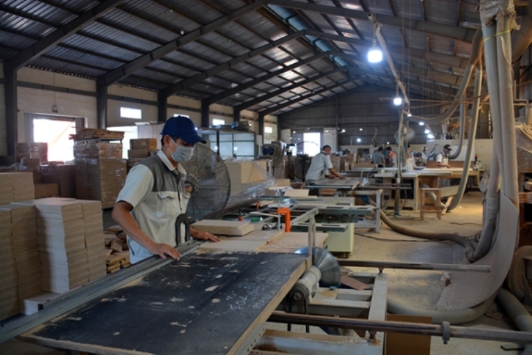 Phòng chống dịch bệnh Covid-19 tại các đơn vị, nhà máy, cơ sở sản xuất, công trình xây dựng